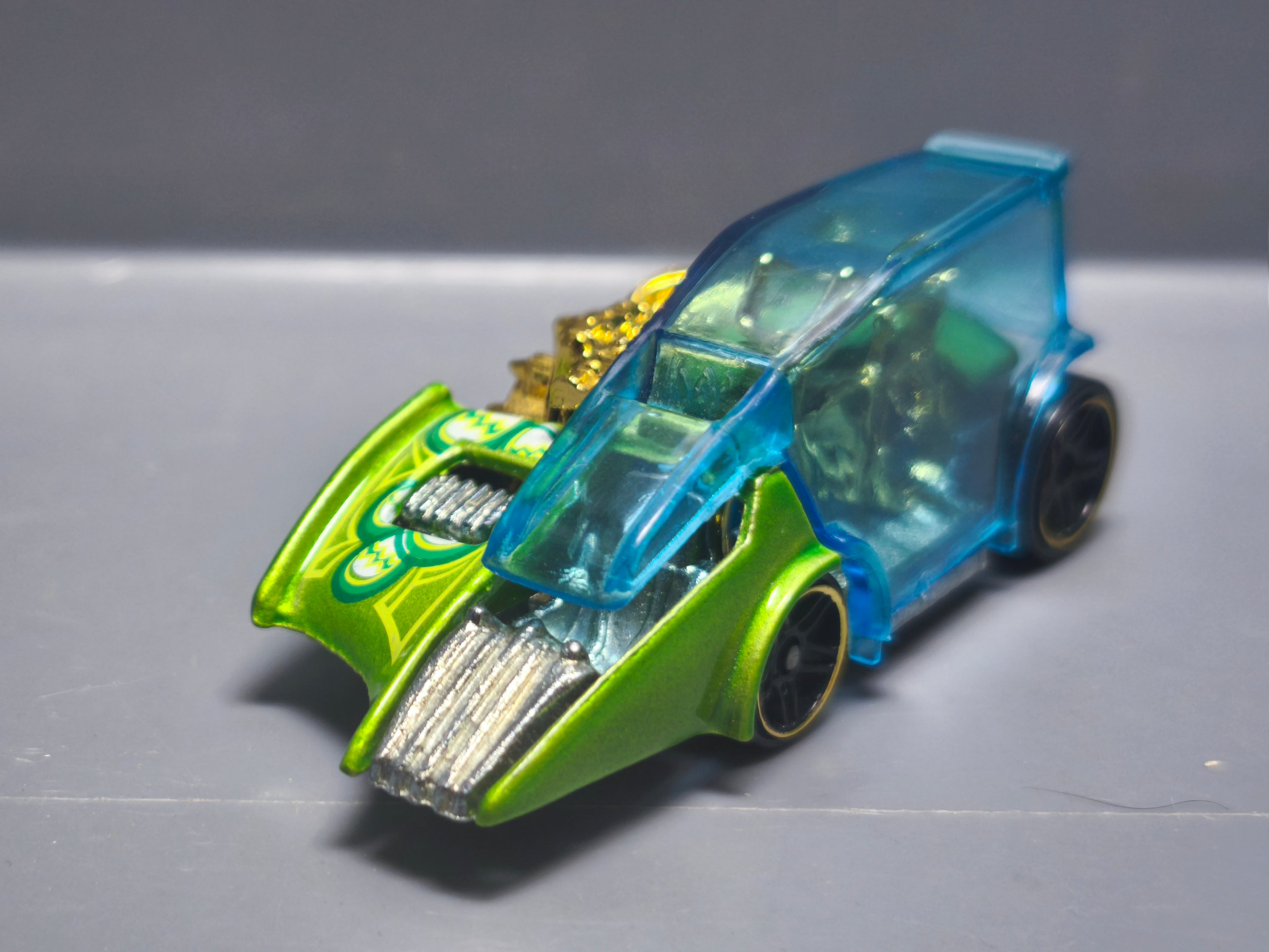 Hot Wheels Motor psycho 2009 easter egg  (A12)