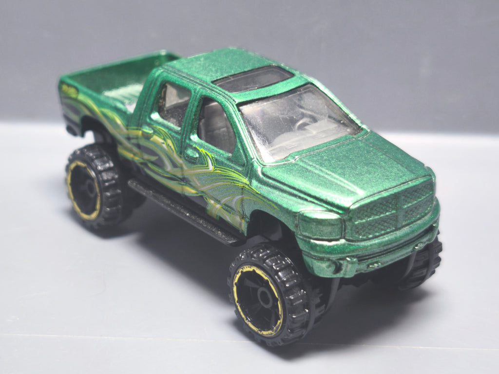 Hot Wheels Dodge ram 1500 2014-133  (A12)