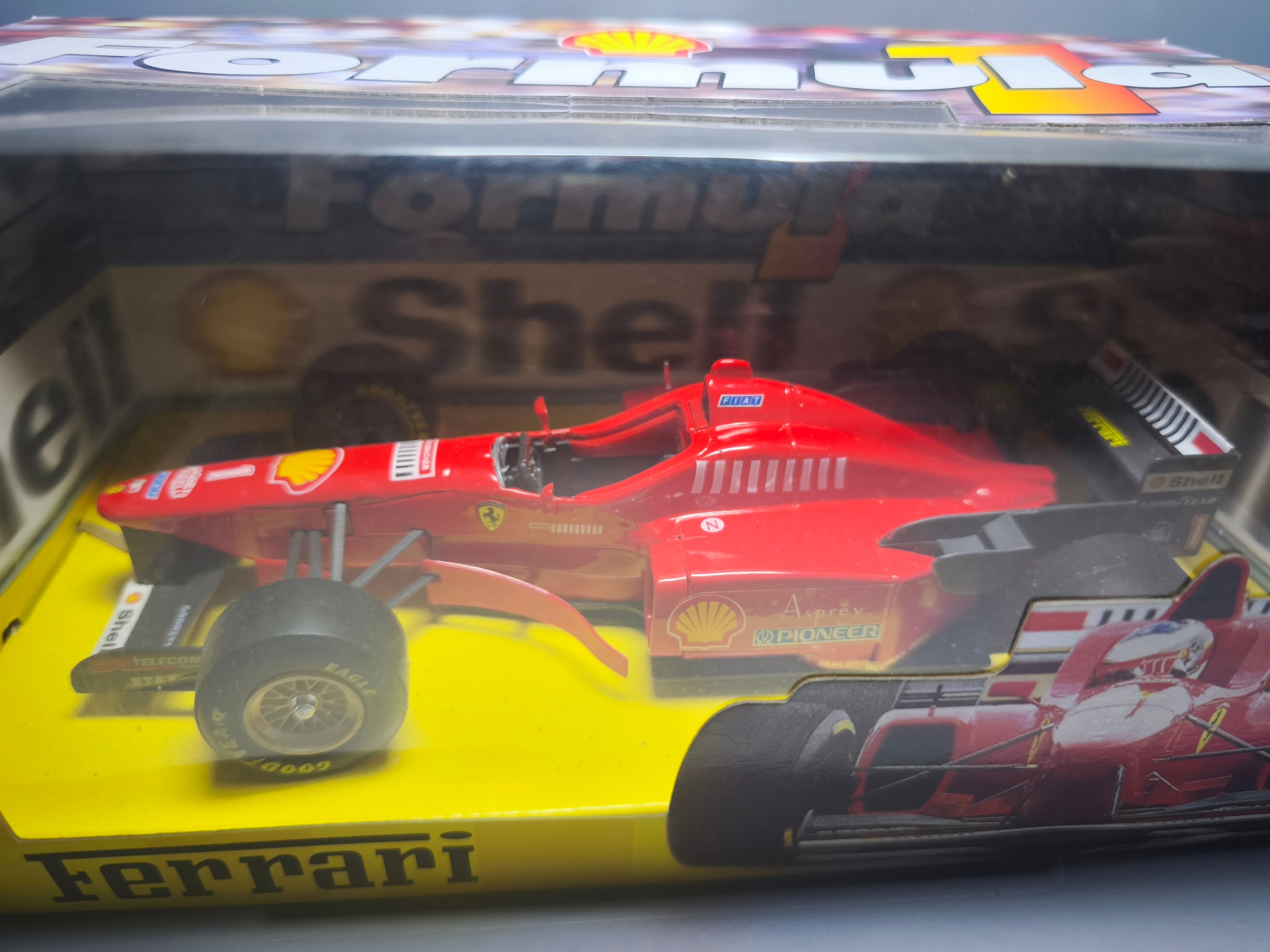 Maisto Maisto 1/20 Formula 1 Shell Ferrari F310 Michael Schumacher (ET)