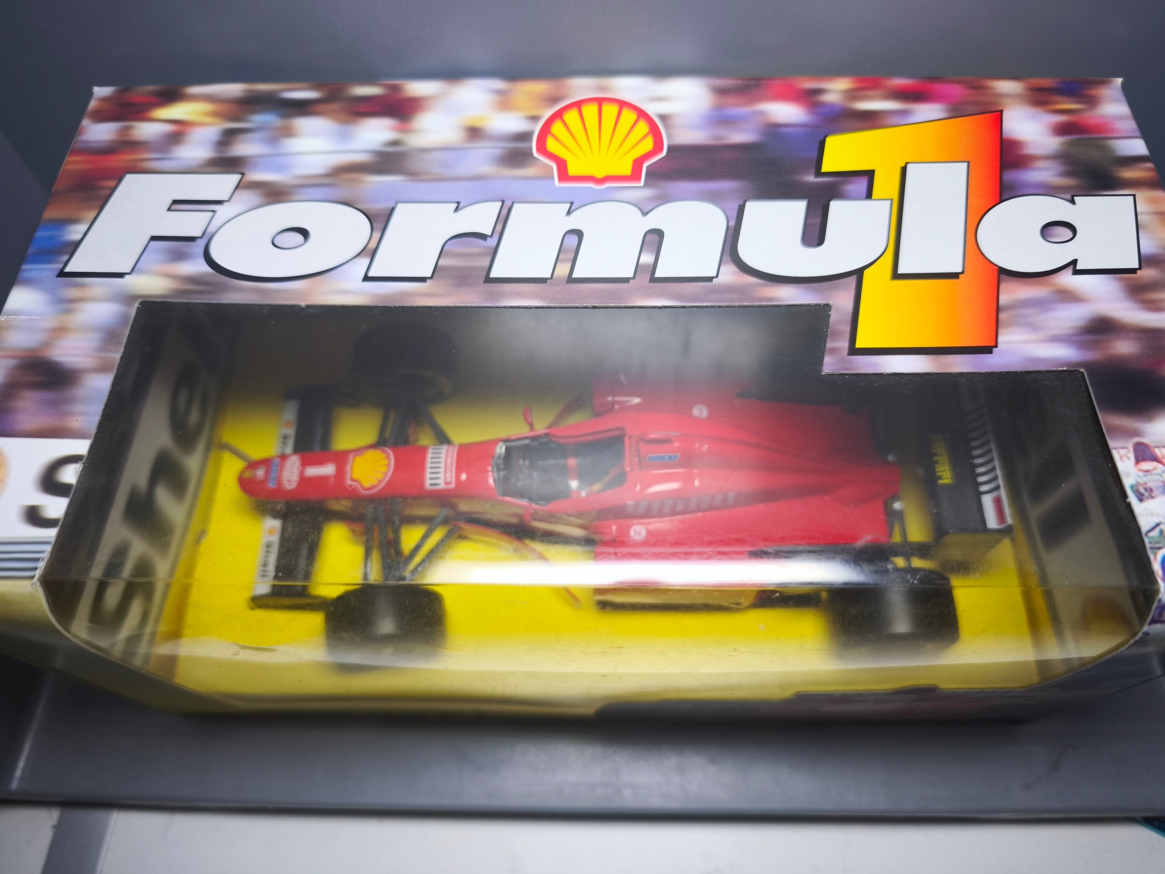 Maisto Maisto 1/20 Formula 1 Shell Ferrari F310 Michael Schumacher (ET)