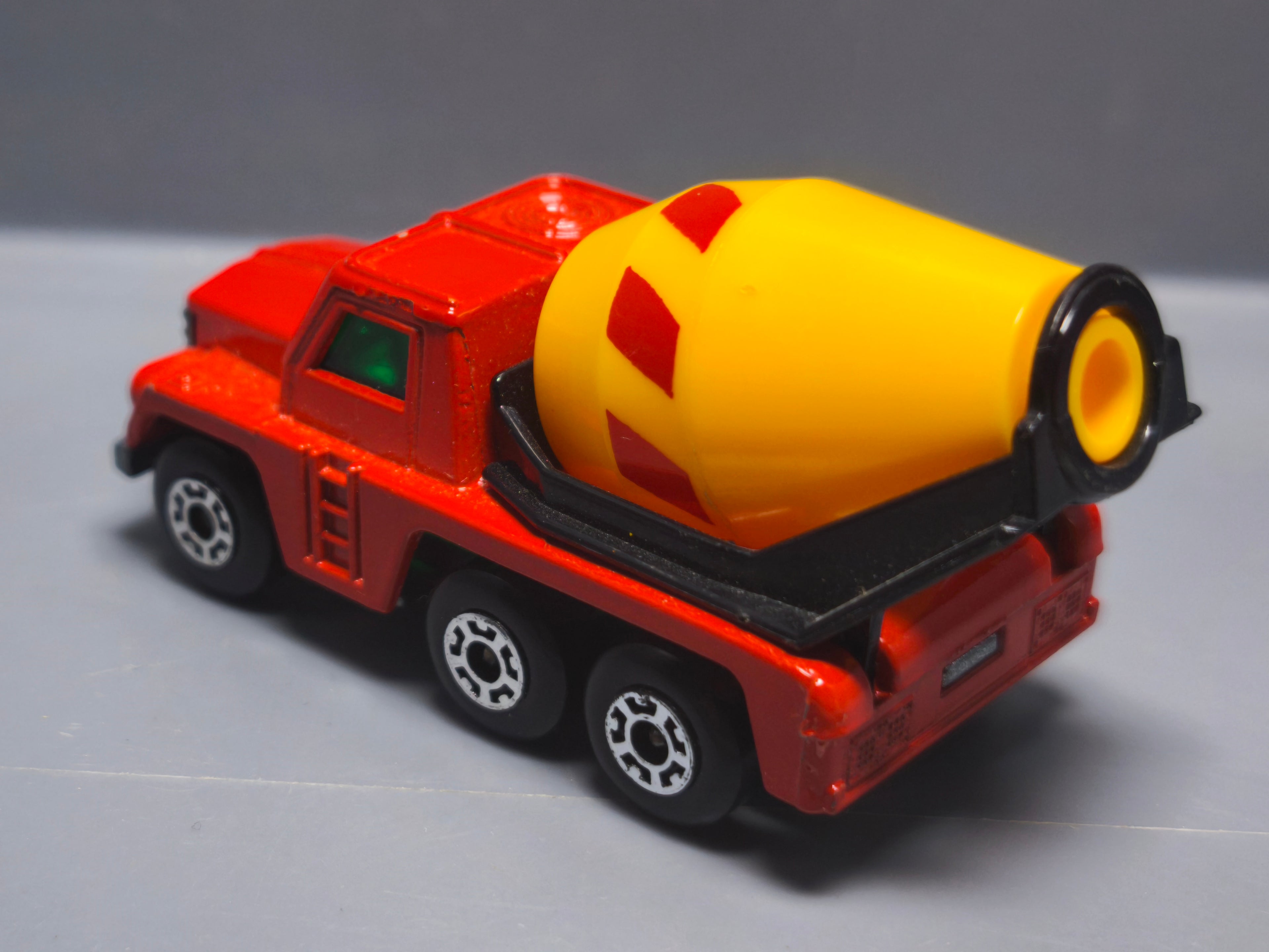 Matchbox Cement truck (A13)
