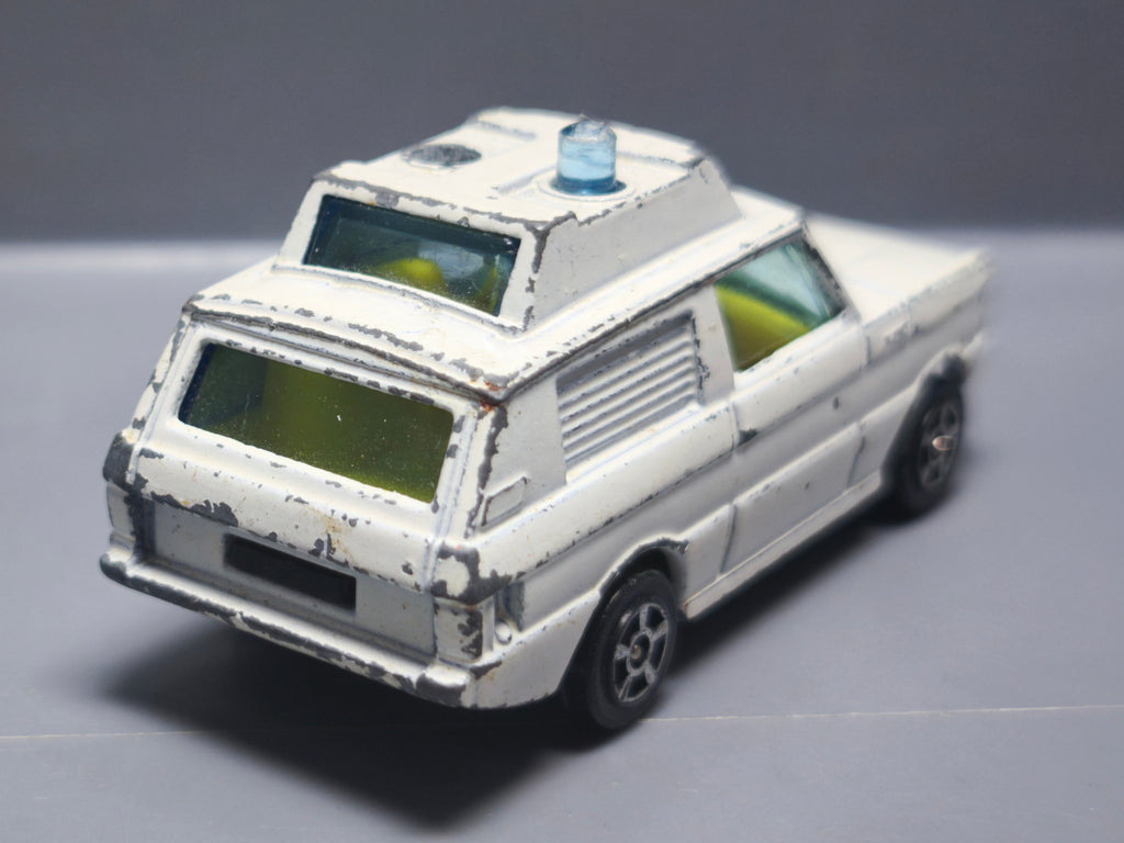 Corgi juniors  Range rover  (A13)