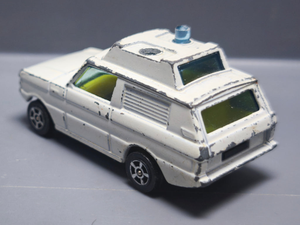 Corgi juniors  Range rover  (A13)