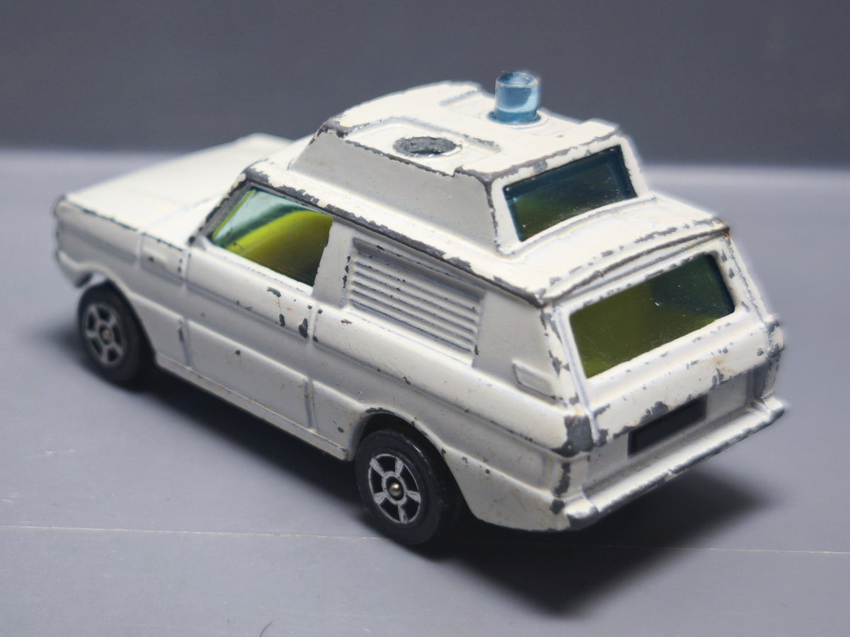 Corgi juniors  Range rover  (A13)