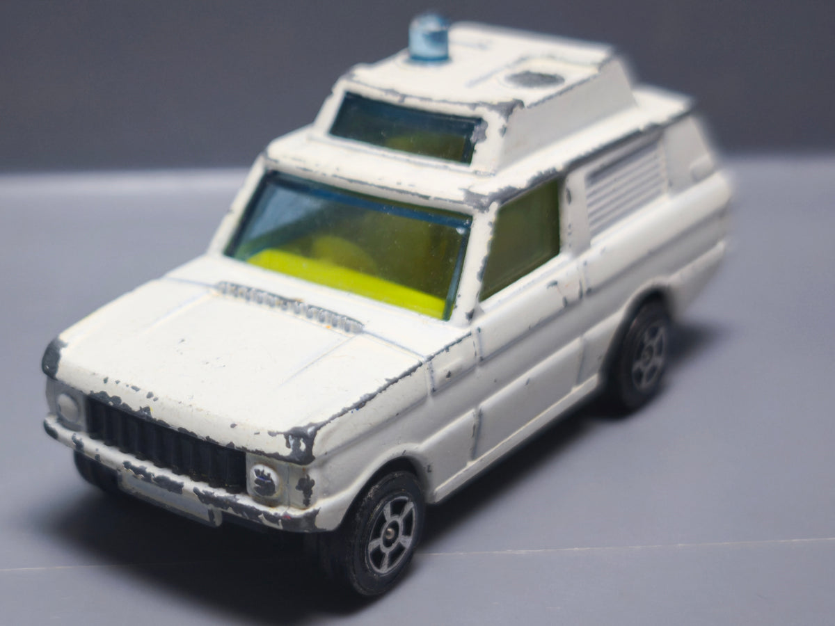 Corgi juniors  Range rover  (A13)