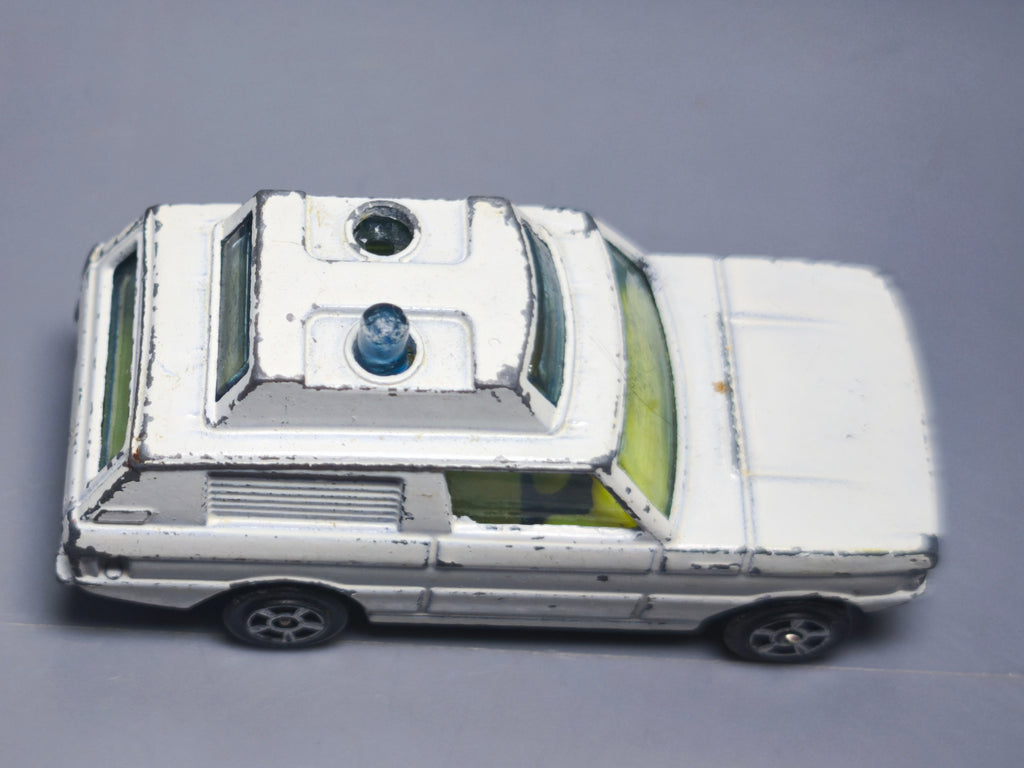 Corgi juniors  Range rover  (A13)