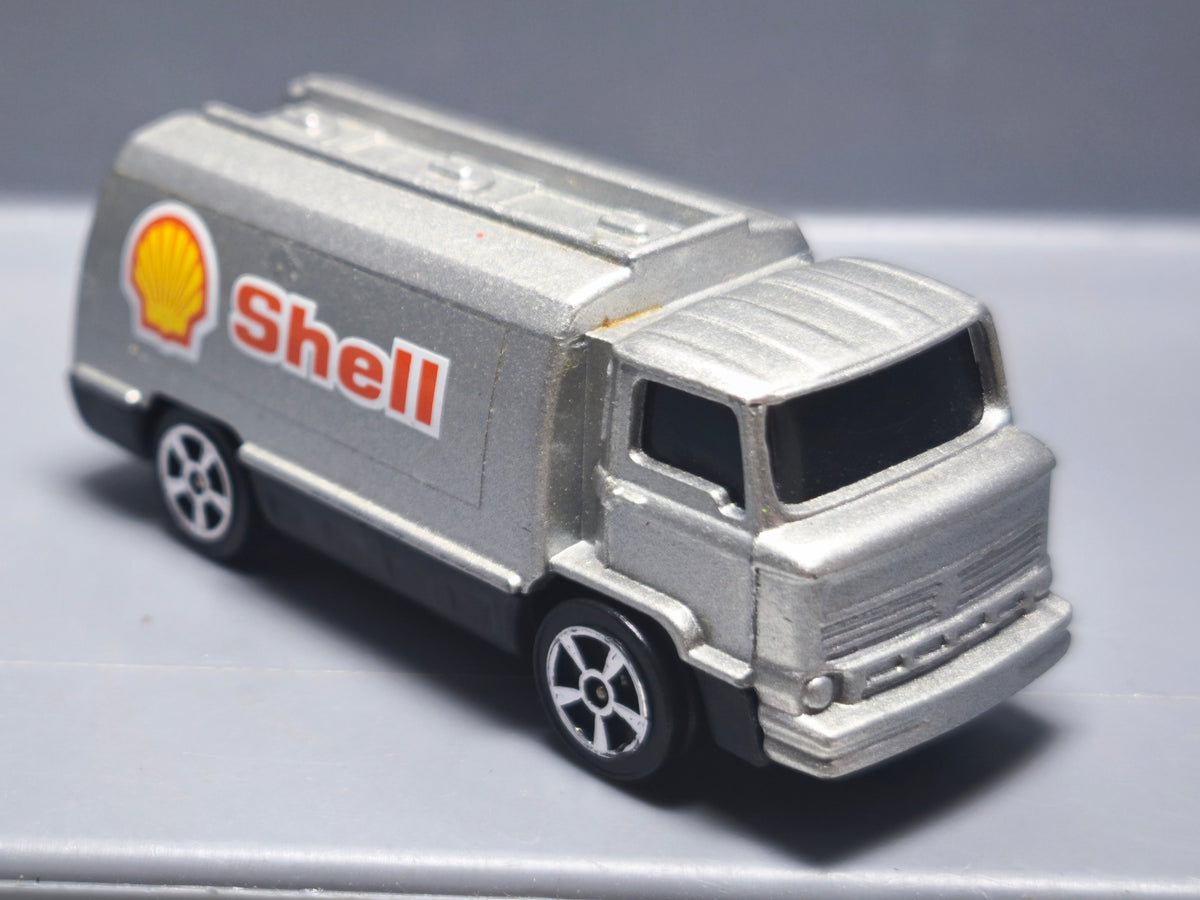 Corgi juniors  Petrol tanker  (A13)