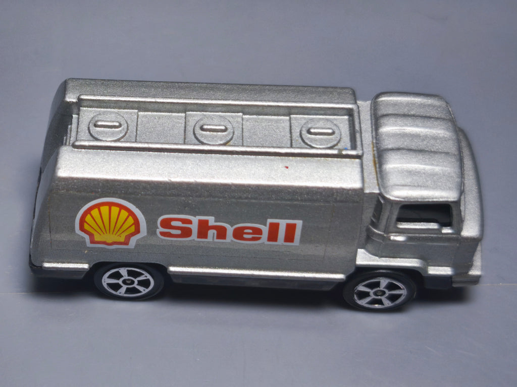 Corgi juniors  Petrol tanker  (A13)