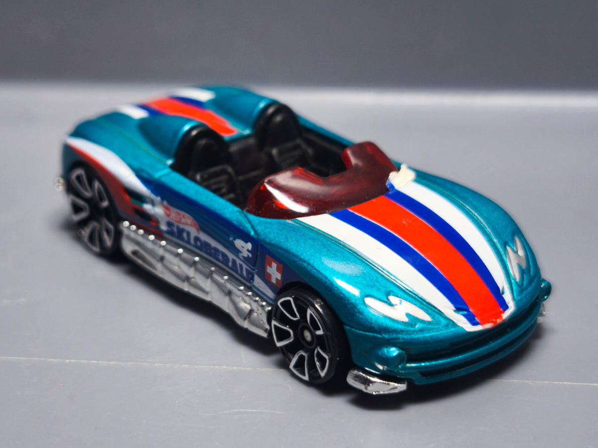 Hot Wheels 2015 road trippin exclusive Walmart  MX48 turbo   (A14)