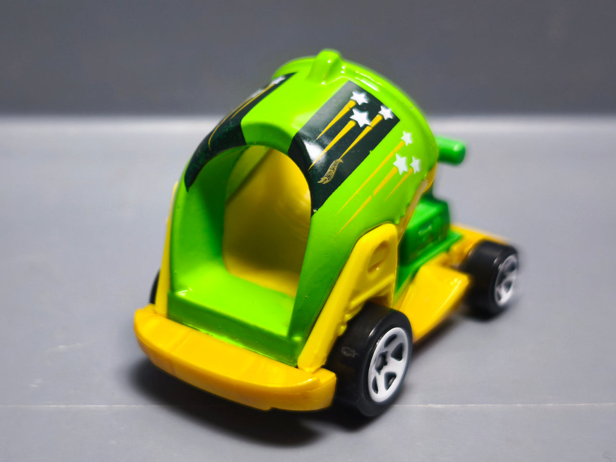 Hot Wheels Boom car 2017-163    (A14)