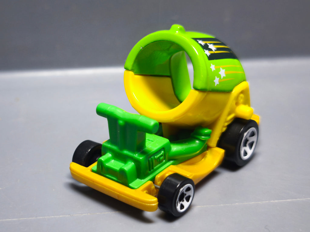 Hot Wheels Boom car 2017-163    (A14)
