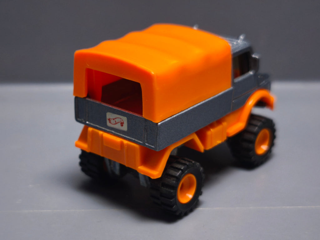 Hot Wheels Mercedes benz unimog  1995-318 real riders    (a14)