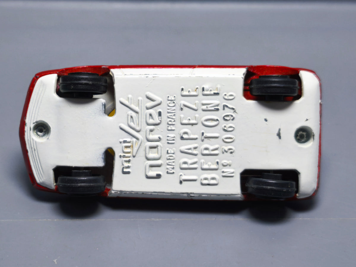 Mini Jet Norev Trapeze Bertone (A33)