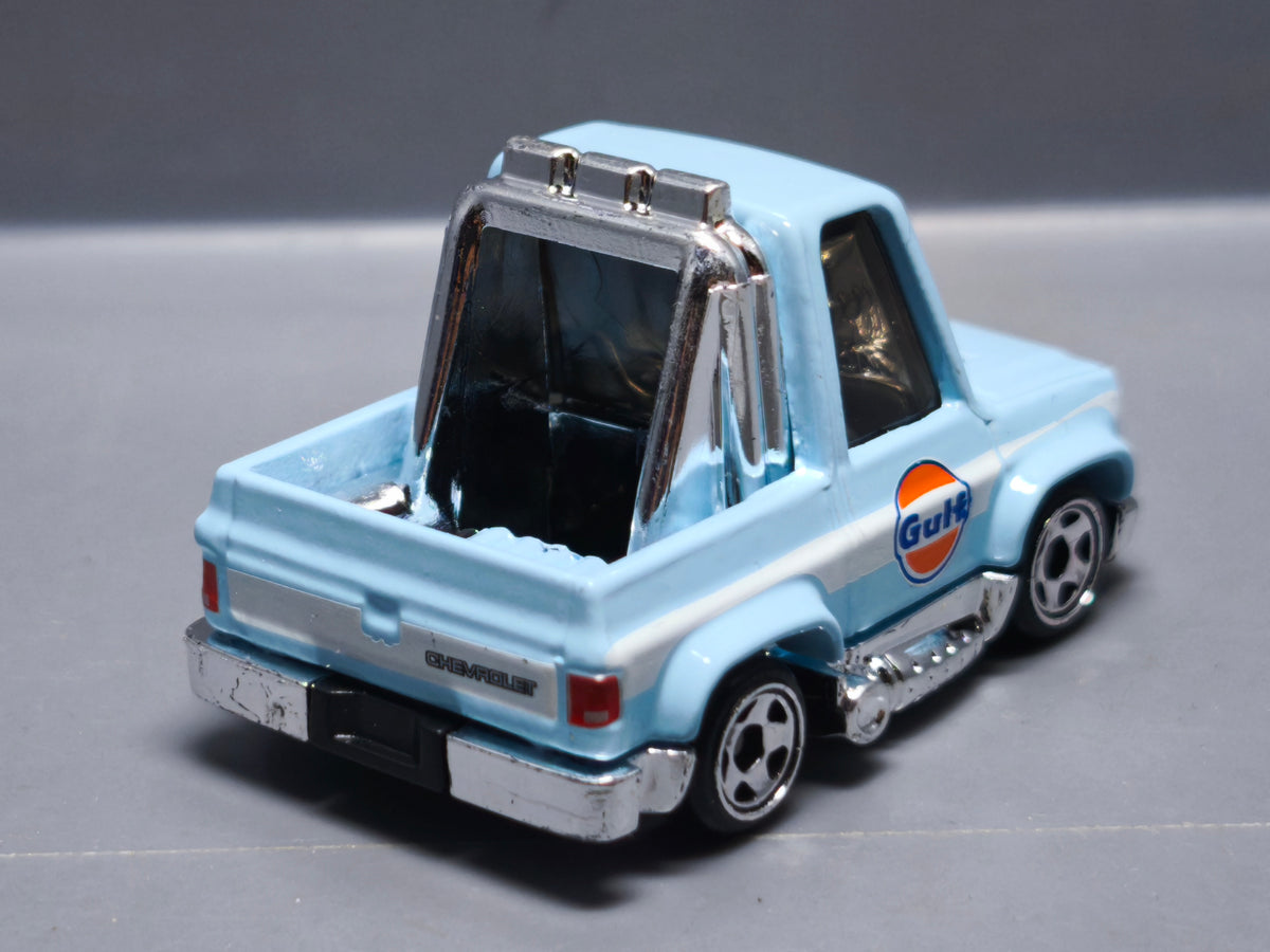 Hot Wheels 2025 Noppo Gulf racing Toon'd '83 Chevy silverado   (A33)