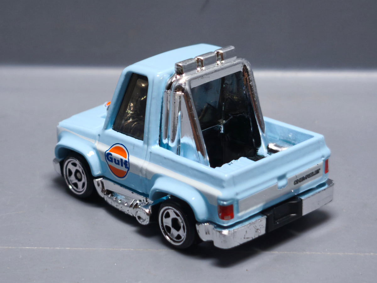 Hot Wheels 2025 Noppo Gulf racing Toon'd '83 Chevy silverado   (A33)