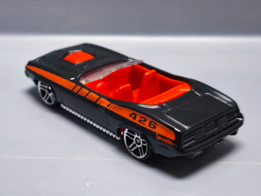 Hot Wheels 2003 decades exclusive target 1970 plymouth barracuda   (A34)