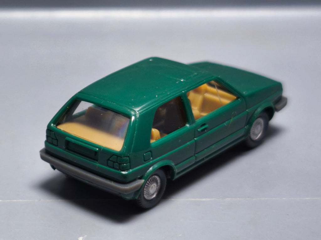 Wiking 1/87 Volkswagen golf 2 verte  (A34)