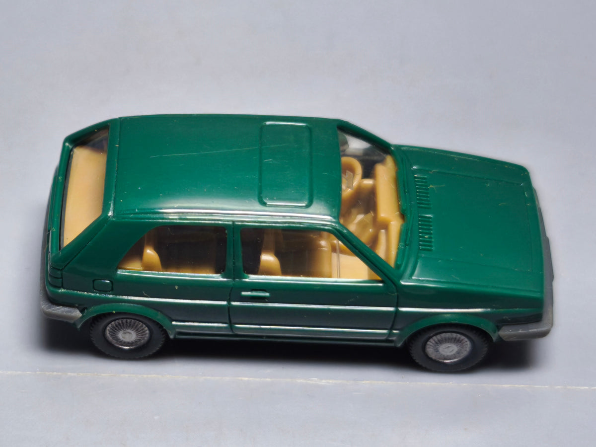 Wiking 1/87 Volkswagen golf 2 verte  (A34)