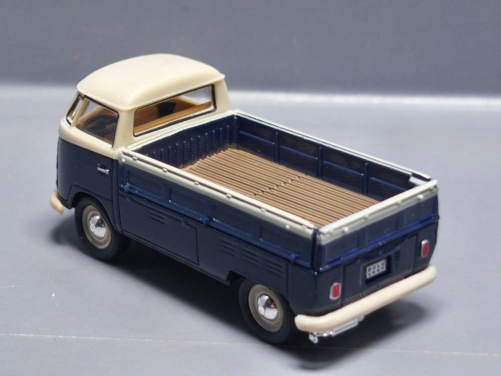 Hongwell 1/72 Volkswagen T1 pickup   (A34)