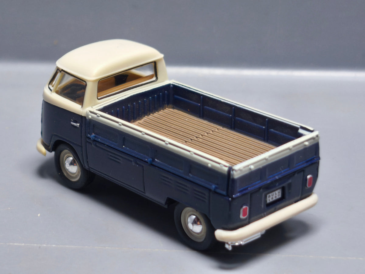 Hongwell 1/72 Volkswagen T1 pickup   (A34)