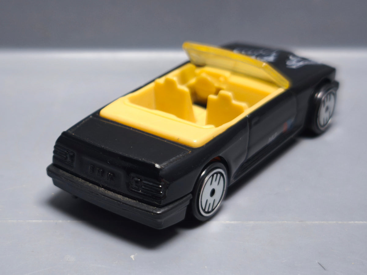 Rare Hot Wheels BMW 323 Promo Bata (A24)
