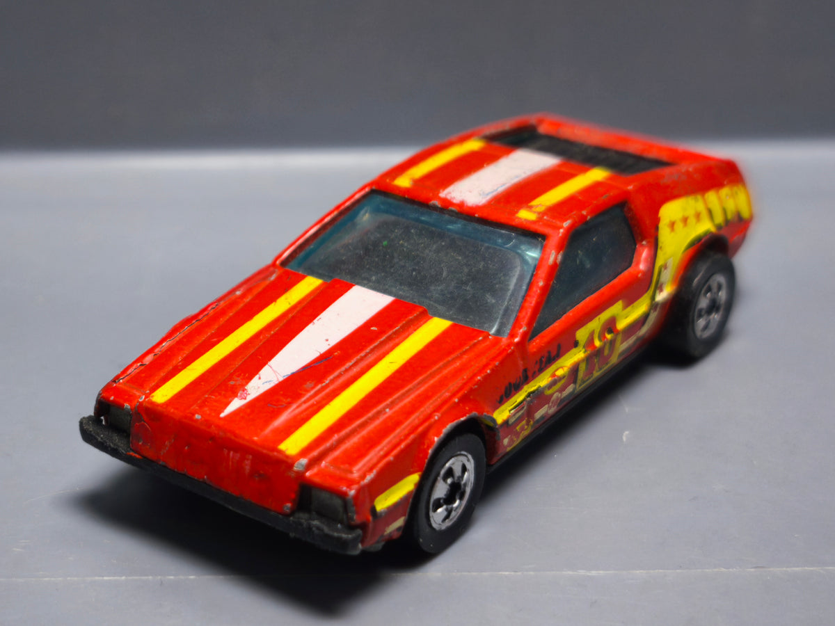 Hot Wheels 1981 intérieur noir  Turismo malaysia    (A24)