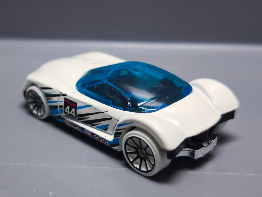Hot Wheels 2016 multipack  Golden arrow     (A25)