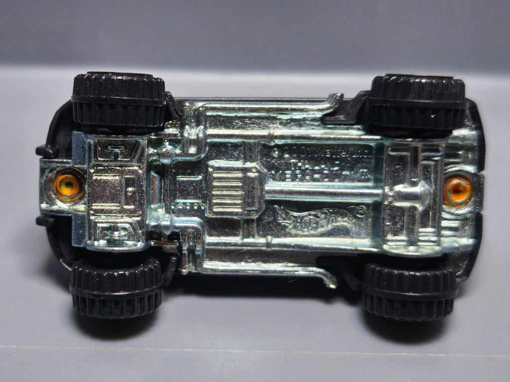 Hot Wheels 2007 easter egg-clusive Mega duty    (A25)