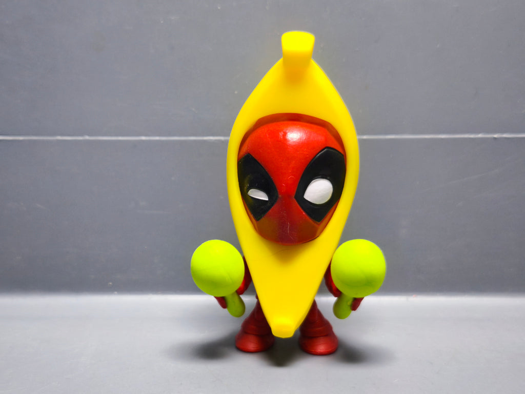 Marvel Bandai figurine Deadpool Chimichanga surprise rouge banane
