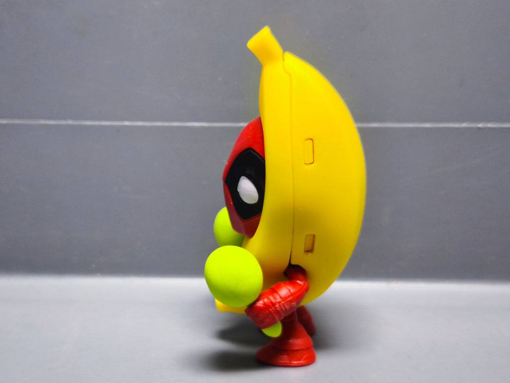 Marvel Bandai figurine Deadpool Chimichanga surprise rouge banane