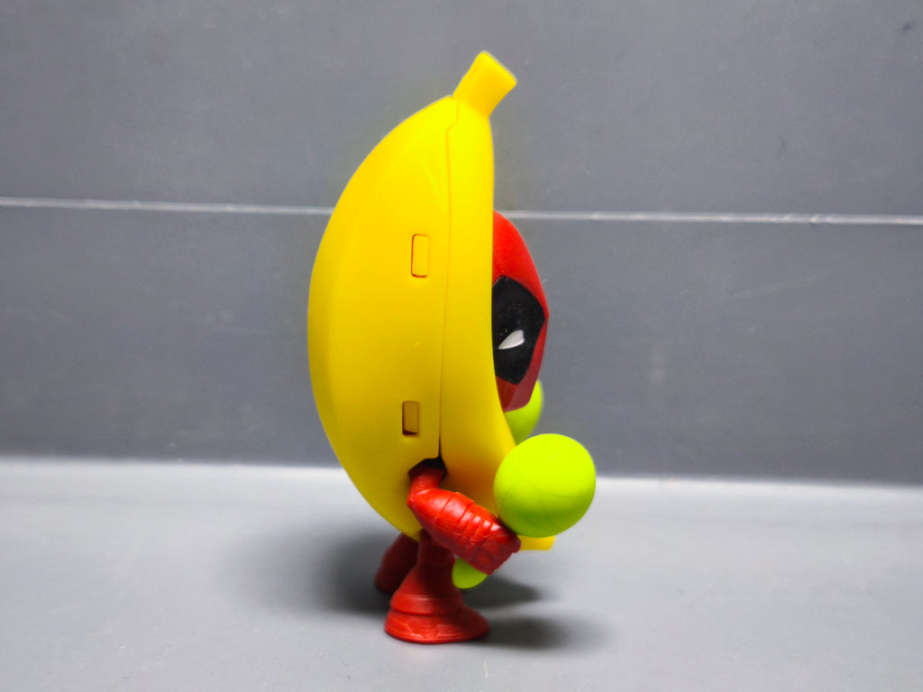 Marvel Bandai figurine Deadpool Chimichanga surprise rouge banane