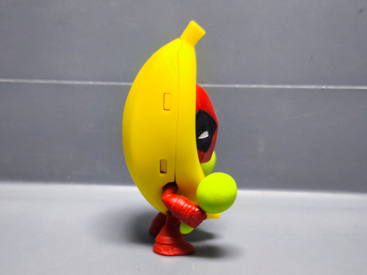 Marvel Bandai figurine Deadpool Chimichanga surprise rouge banane