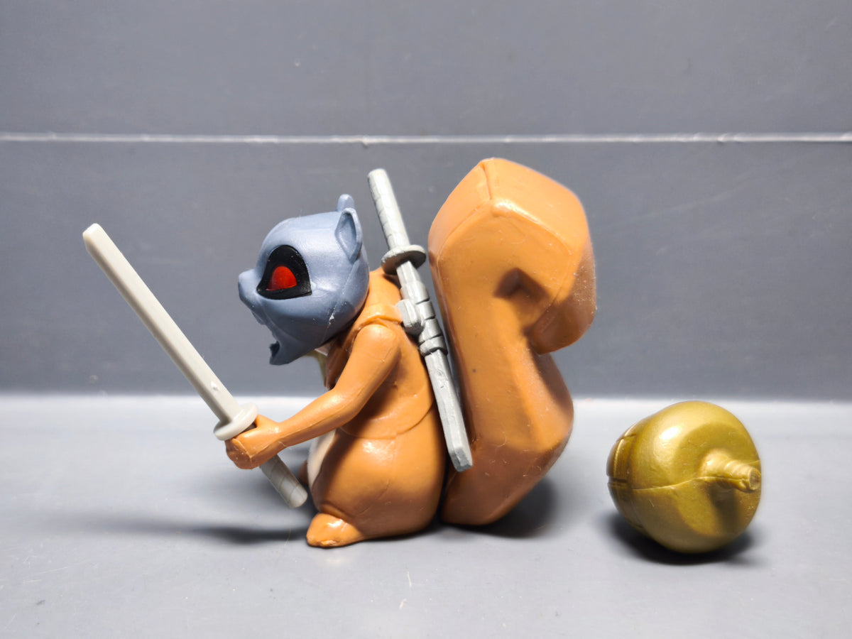 Marvel Bandai figurine Deadpool Chimichanga surprise gris écureuil
