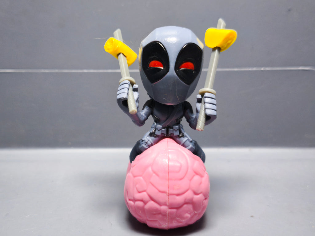 Marvel Bandai figurine Deadpool Chimichanga surprise gris nuage