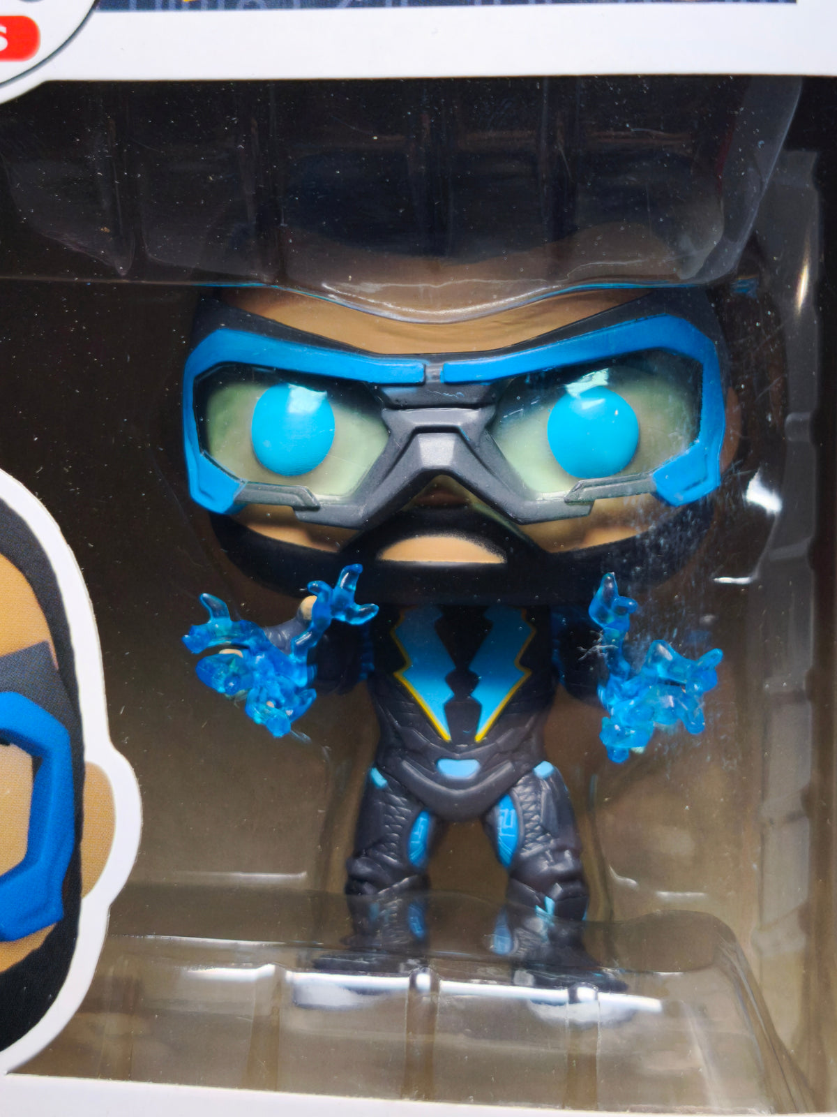 Funko Pop! DC BLACK LIGHTNING  #426 (FU02)