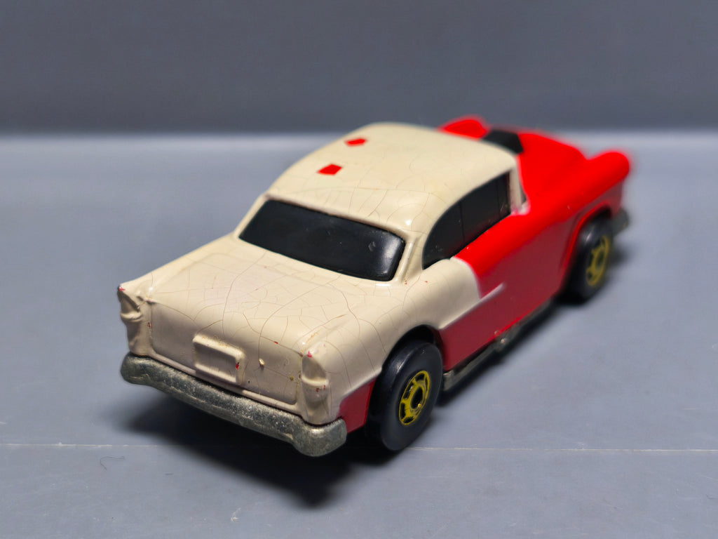 Hot wheels 1986 hot ones 55 chevy    (A19)
