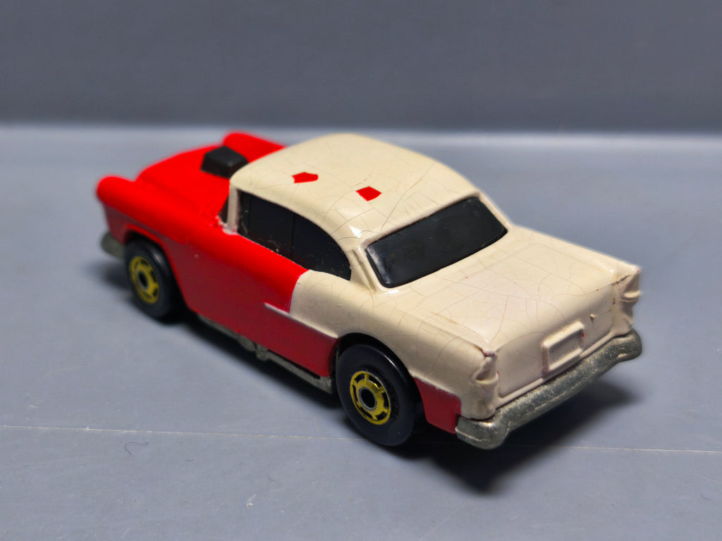 Hot wheels 1986 hot ones 55 chevy    (A19)