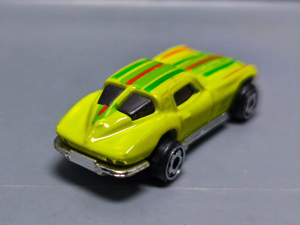 Hot wheels Mini automagic 63 corvette Split window    (A22)