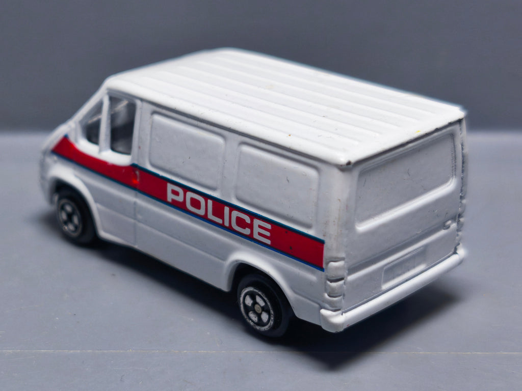 Corgi Ford Transit Police (A18)