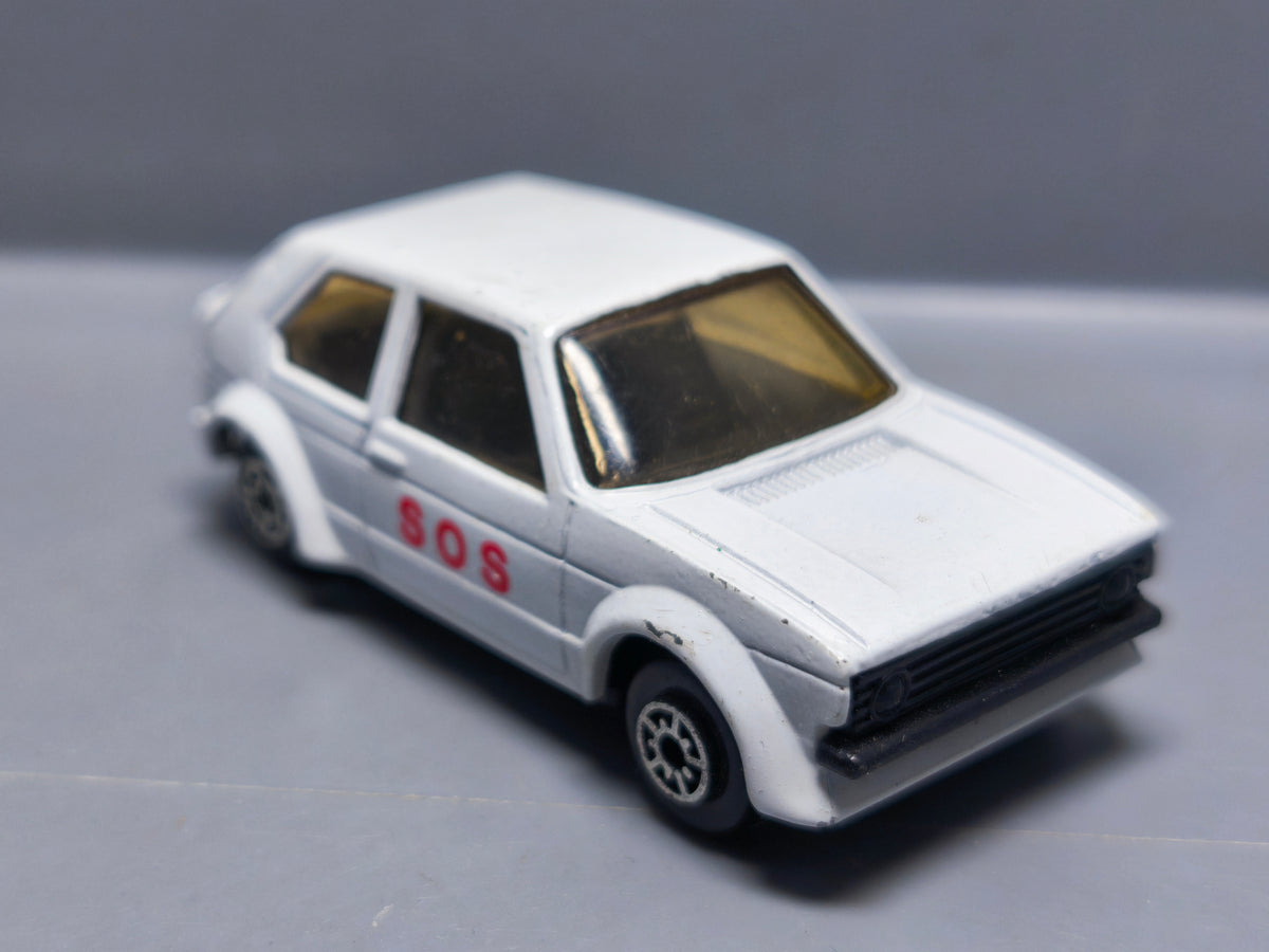 Mc Toy Volkswagen Golf 1 SOS   (A09)