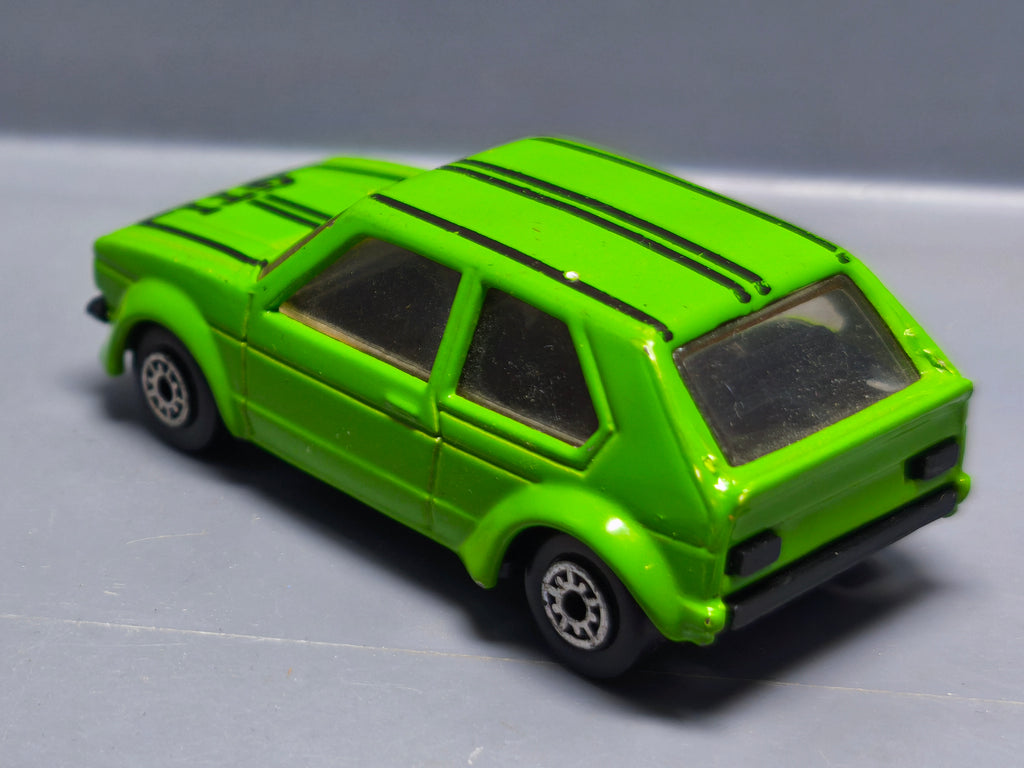 Mc Toy Volkswagen Golf 1 verte GTI  (A09)