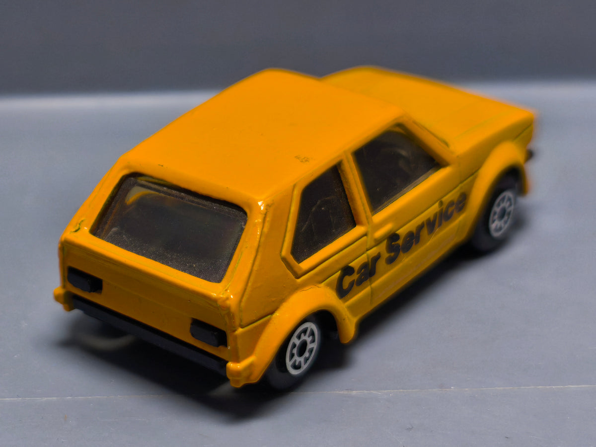 Mc Toy Volkswagen Golf 1 car service  (A09)