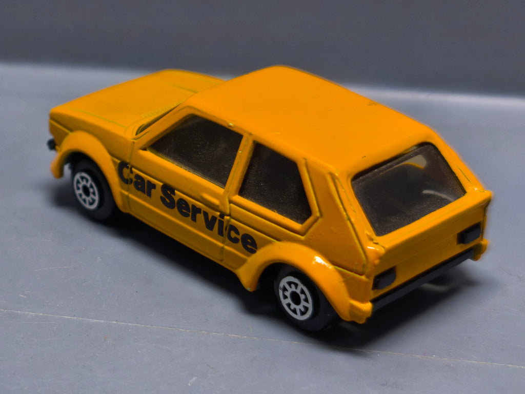 Mc Toy Volkswagen Golf 1 car service  (A09)