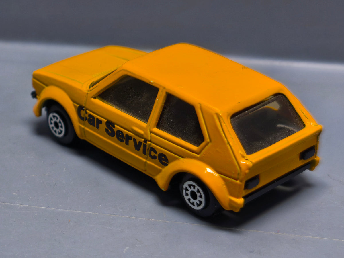 Mc Toy Volkswagen Golf 1 car service  (A09)