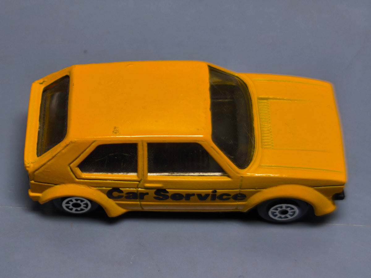 Mc Toy Volkswagen Golf 1 car service  (A09)