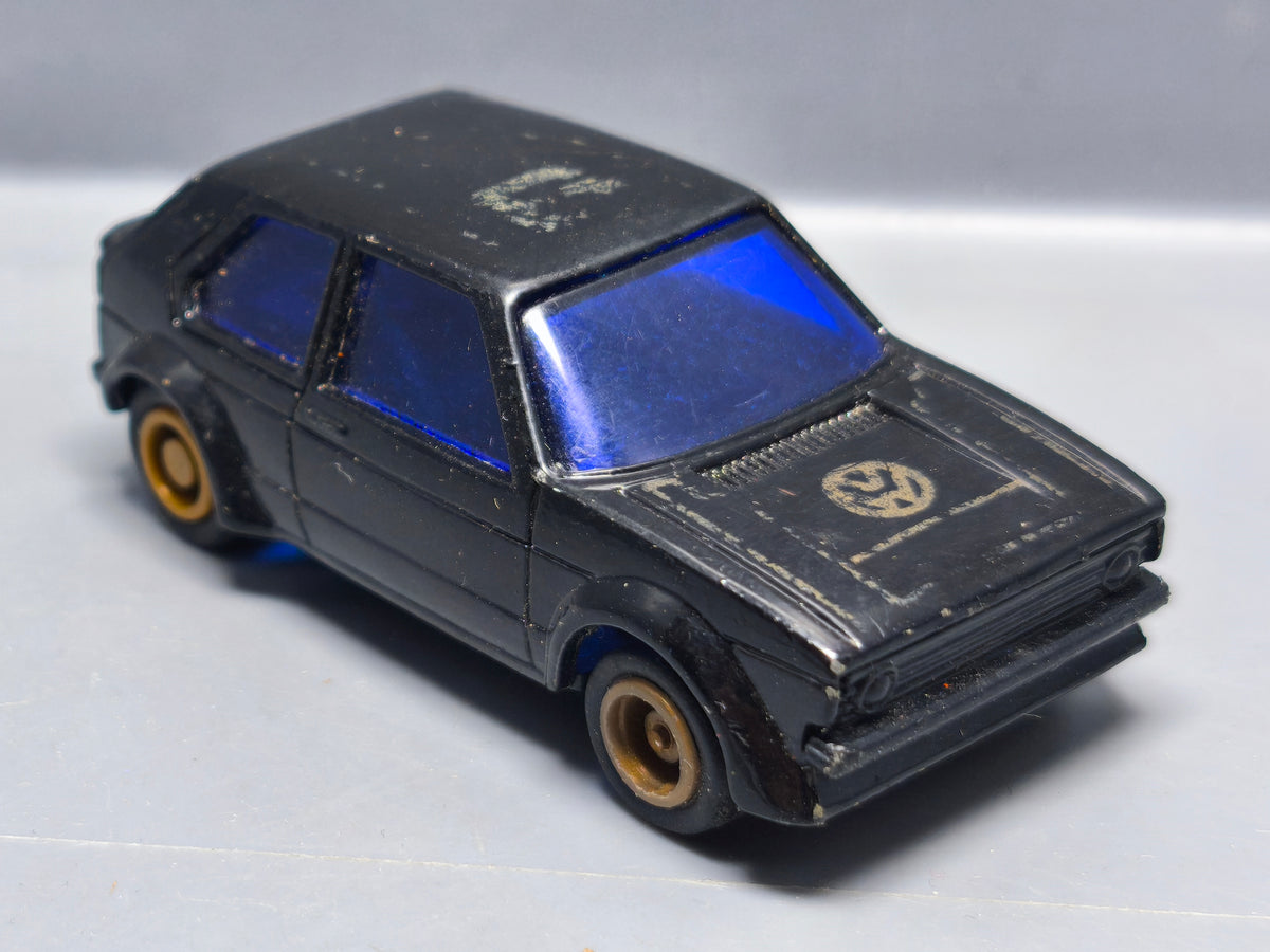 Mc Toy Volkswagen Golf 1 friction (A09)