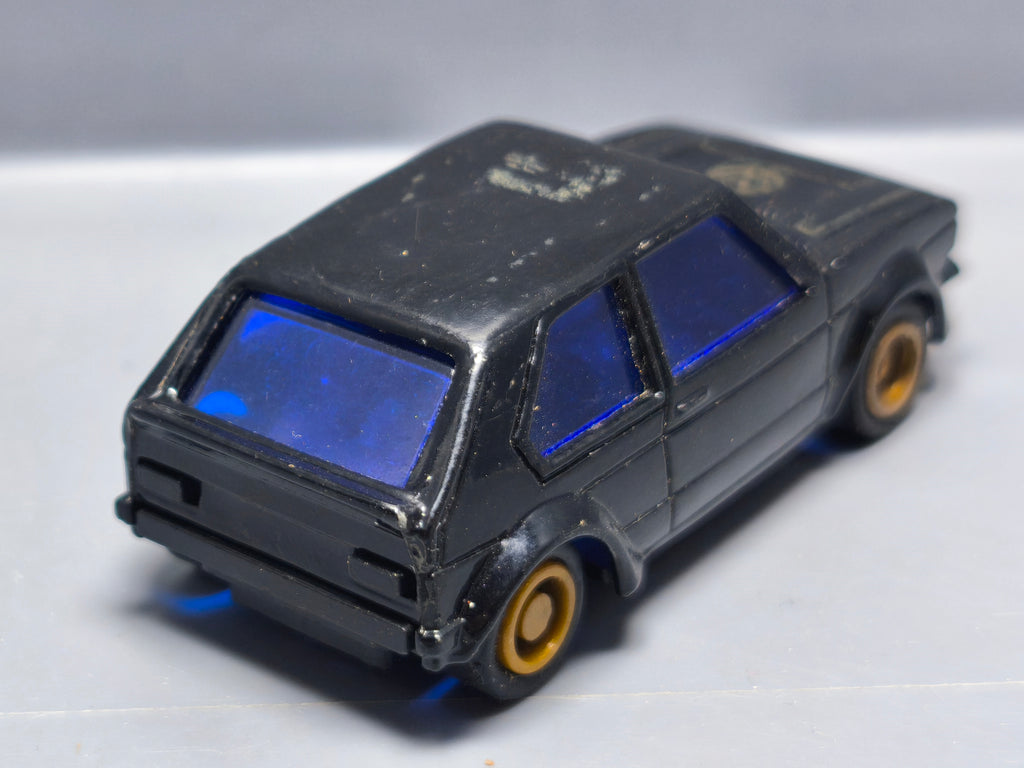 Mc Toy Volkswagen Golf 1 friction (A09)