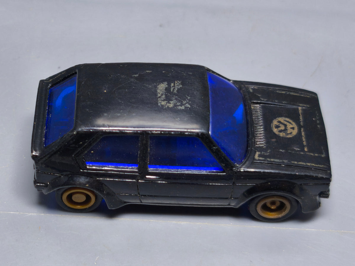 Mc Toy Volkswagen Golf 1 friction (A09)