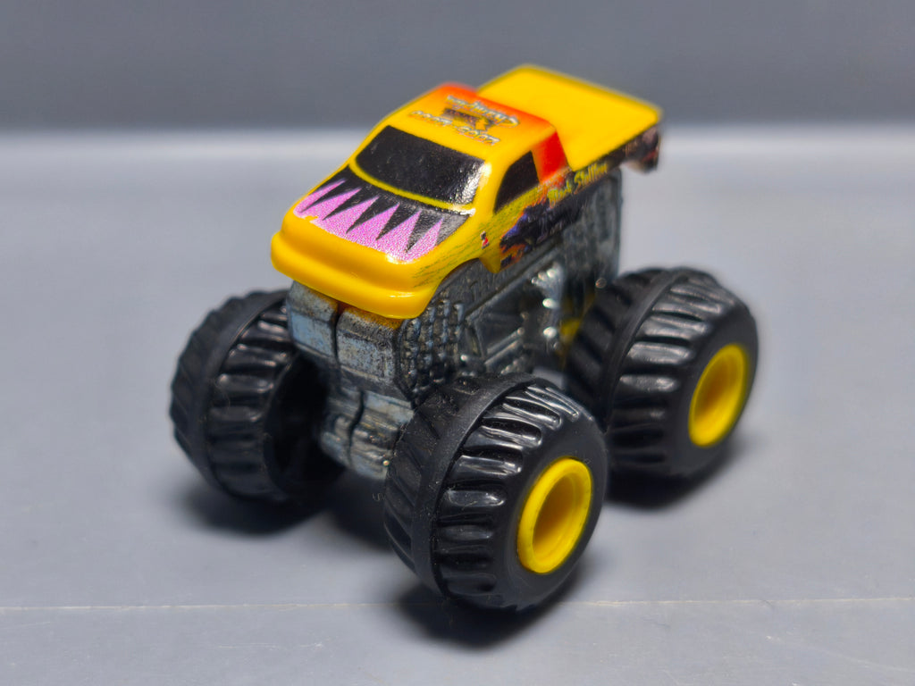 Hot Wheels Monster Jam Mighty Minis Black Stallion Mini Monster Truck Diecast (A01)