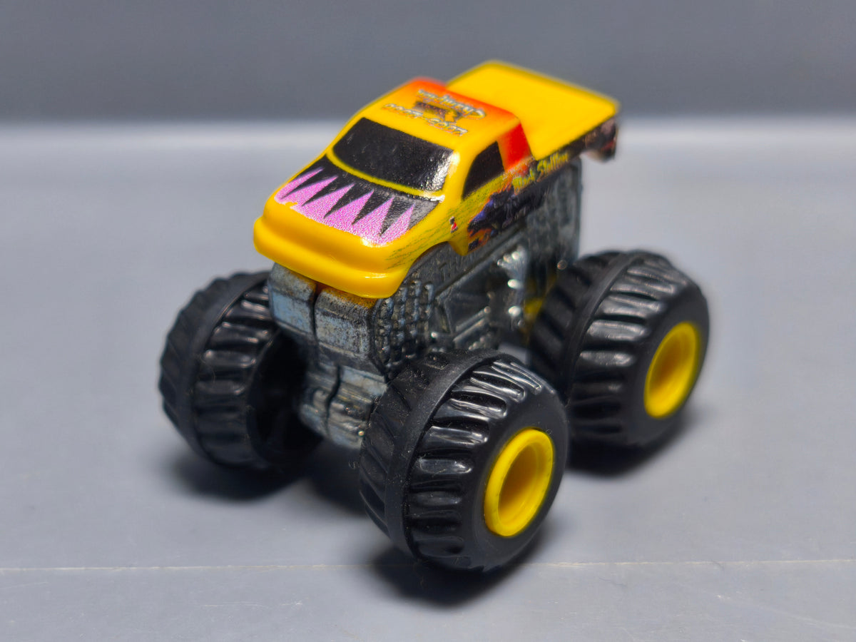 Hot Wheels Monster Jam Mighty Minis Black Stallion Mini Monster Truck Diecast (A01)
